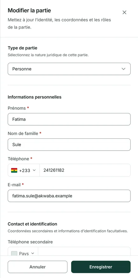 Pour une partie : appuyez sur Modifier et désactivez les e-mails sur sa fiche. Elle ne reçoit alors plus rien, et quiconque essaie d'envoyer apprend pourquoi.